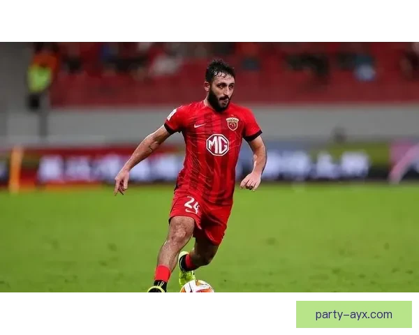 欧洲豪门重燃争冠希望，关键比赛引发球迷热议风暴